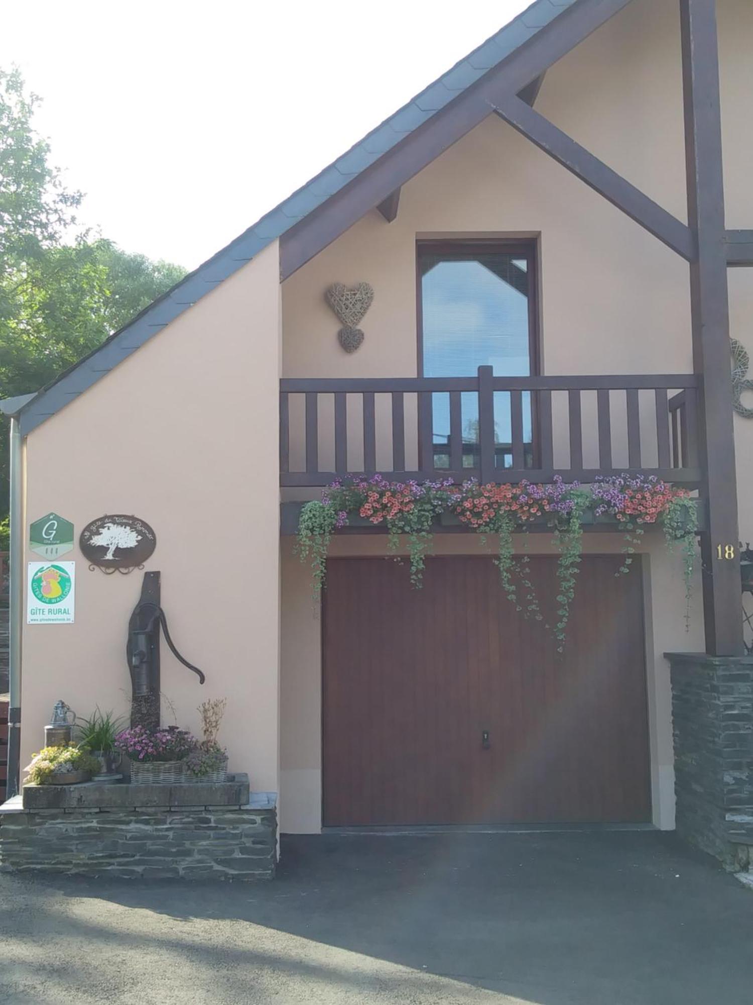 Gite Du Vieux Pommier Herbeumont Kültér fotó